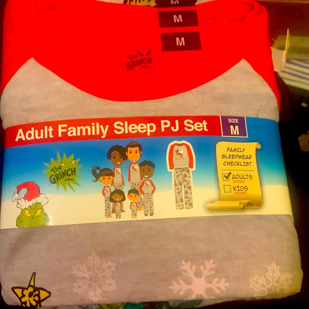 Christmas holiday adult sleep pajamas with the grinch. It won’t be Christmas